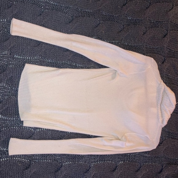 Venus Cowl neck long sleeve sweater. - Picture 6 of 6